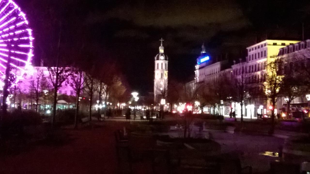 Les Allees De Bellecour Lyon Exteriör bild